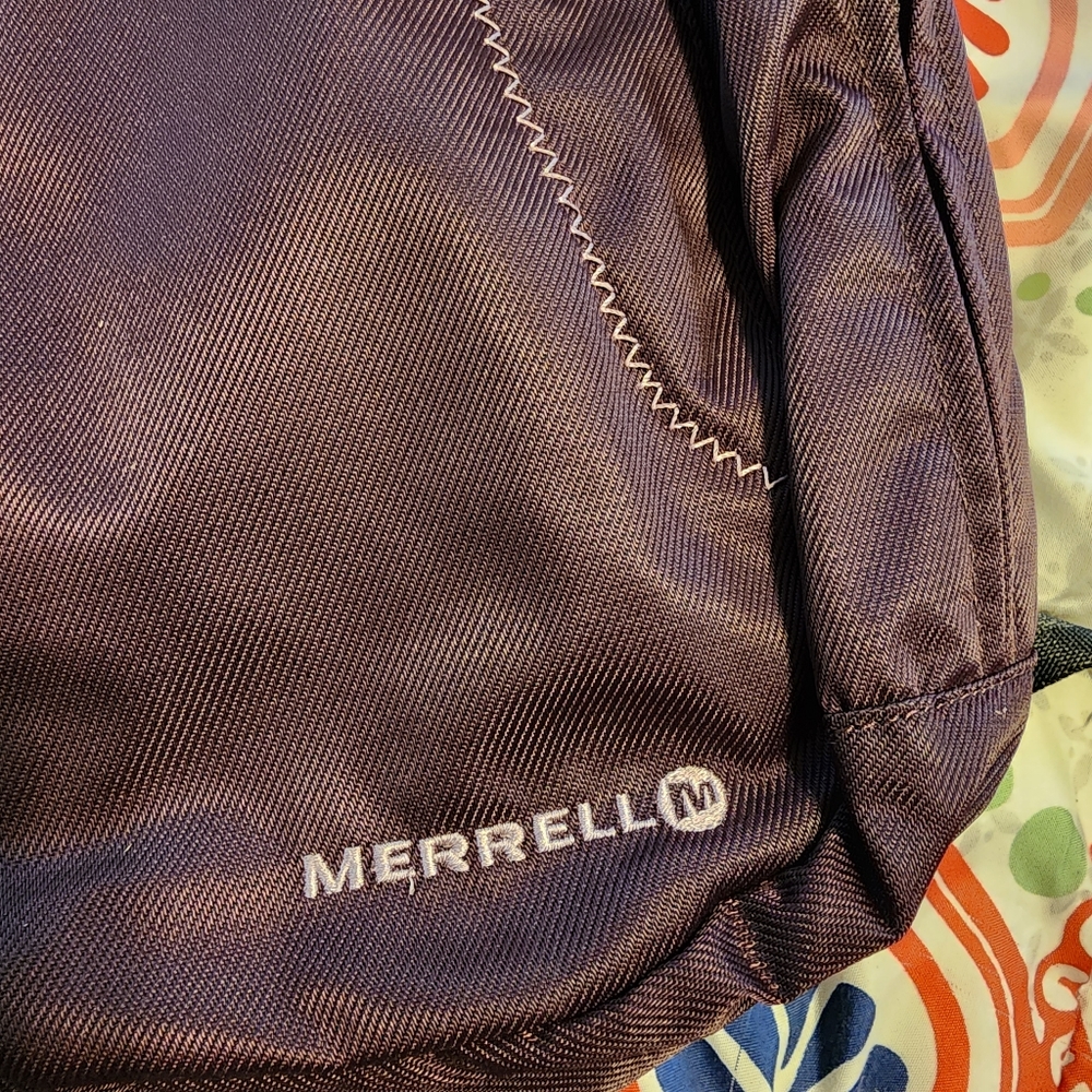 Merrell EUC sling bag backpack purple - Picture 2 of 8